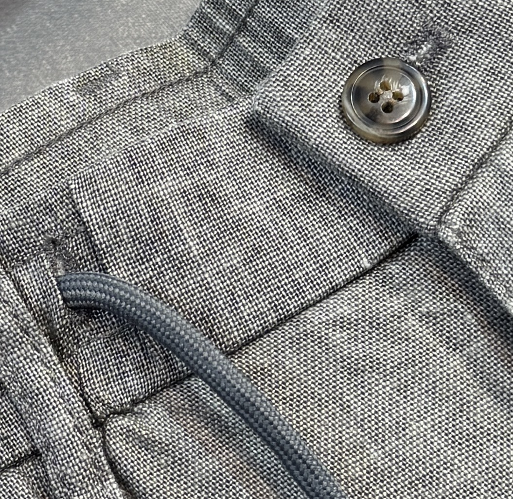 🔥ZEGNA 杰尼亚 2025春夏新休闲裤 长裤凝聚精裁工艺，以卓越非凡的版型和华贵创新的材质讲述传承与