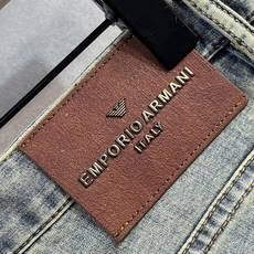 🔥ARMANI 阿玛尼 秋季新款牛仔裤🔥专柜热销款 品味与价值共享 身穿着非常舒适 低调不失奢华 穿出去 🔥ARMANI 阿玛尼 秋季新款牛仔裤🔥专柜热销款 品味与价值共享 身穿着非常舒适 低调不失奢华 穿出去