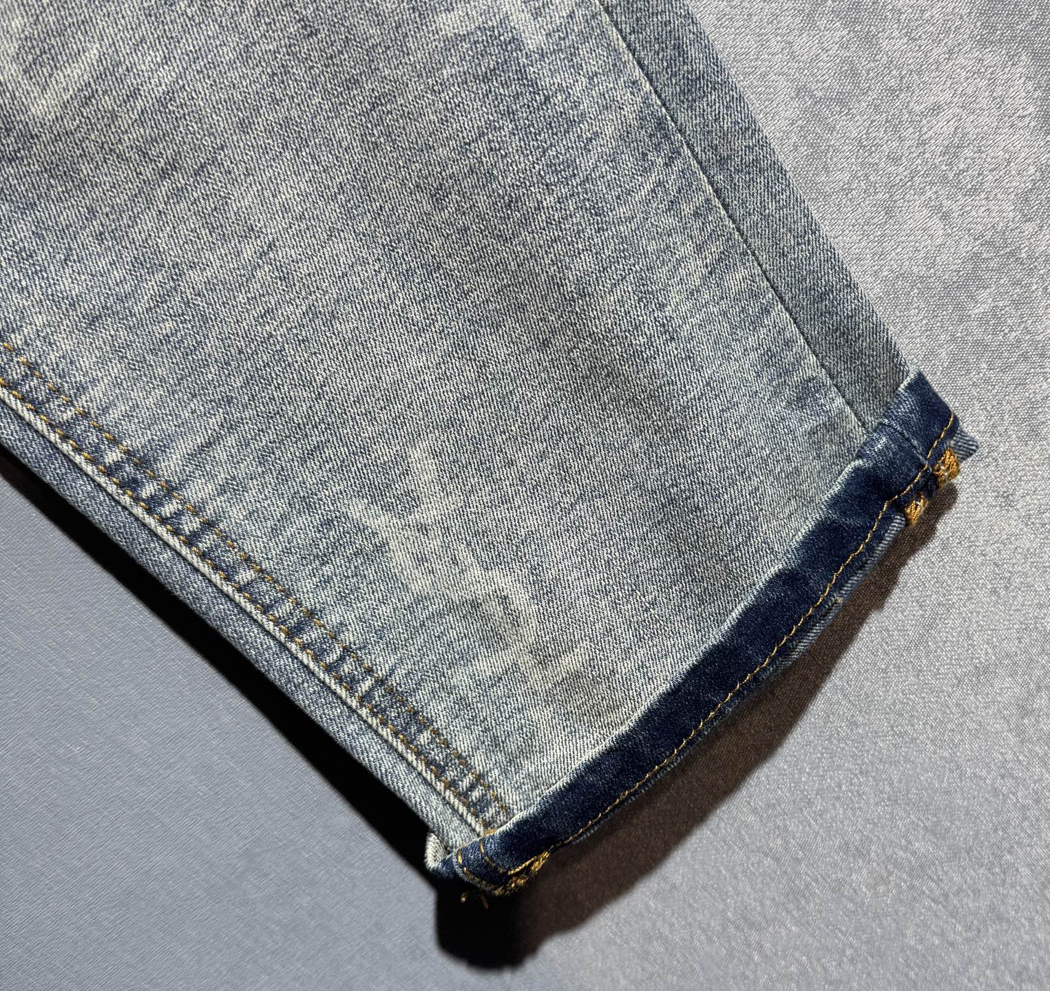 🔥YSL 罗意威 秋冬最新品牛仔裤🔥专柜热销款 品味与价值共享 身穿着非常舒适 低调不失奢华 穿出去非常
