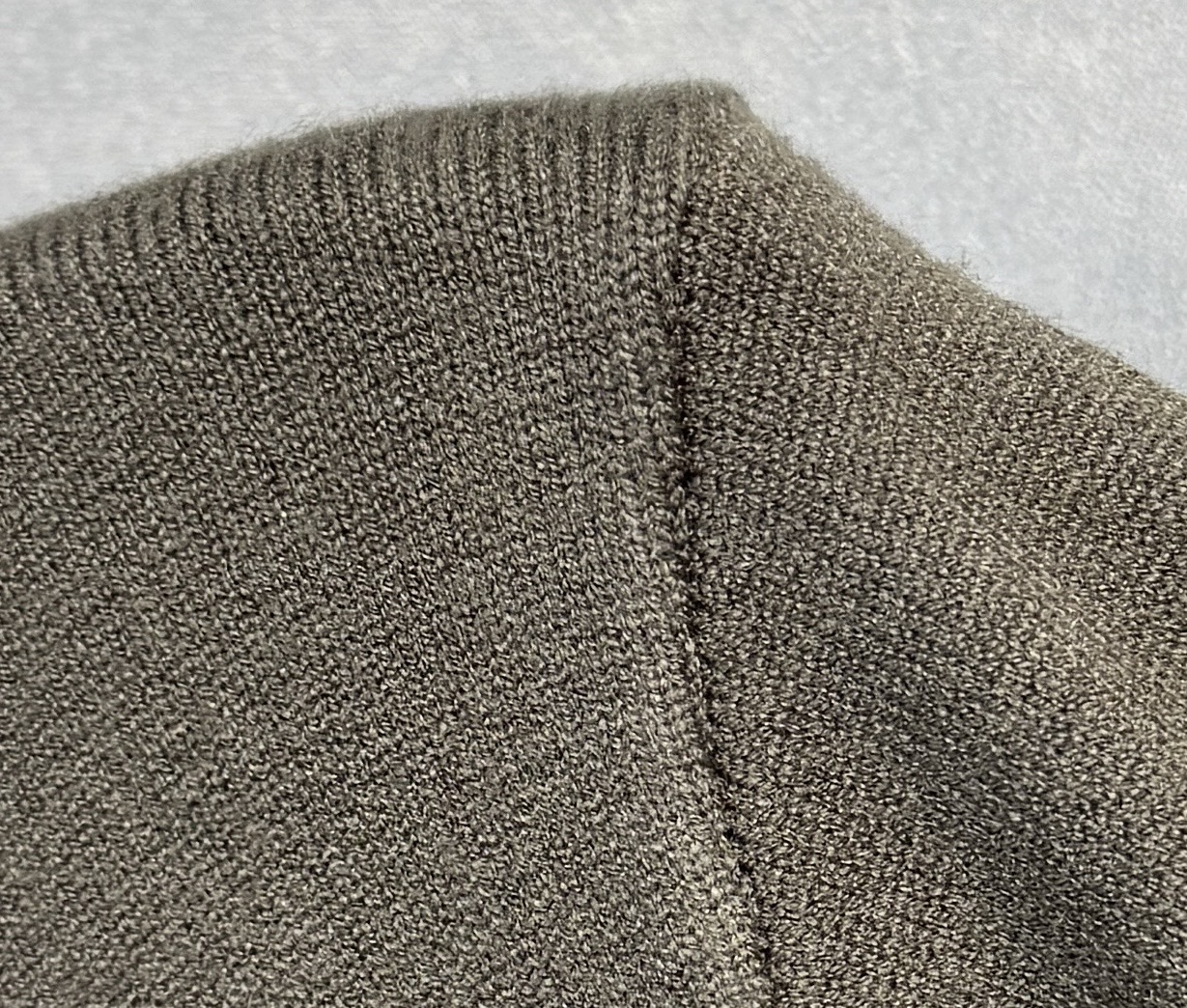 🔥🔥ARMANI 阿玛尼 2025秋冬新款毛衣秋冬 高品质意大利进口面料，高密度针织，时尚百搭毛衣，帅气