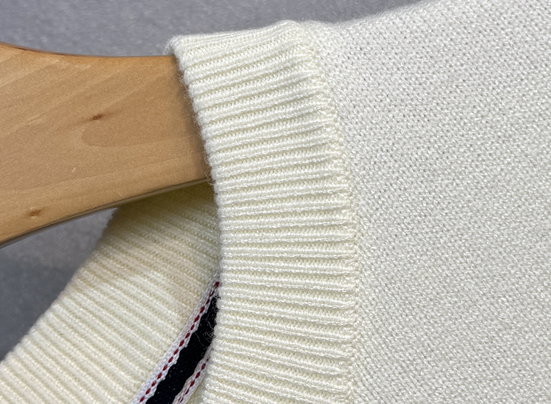 🔥🔥ARMANI 阿玛尼 2025秋冬新款毛衣秋冬 高品质意大利进口面料，高密度针织，时尚百搭毛衣，帅气