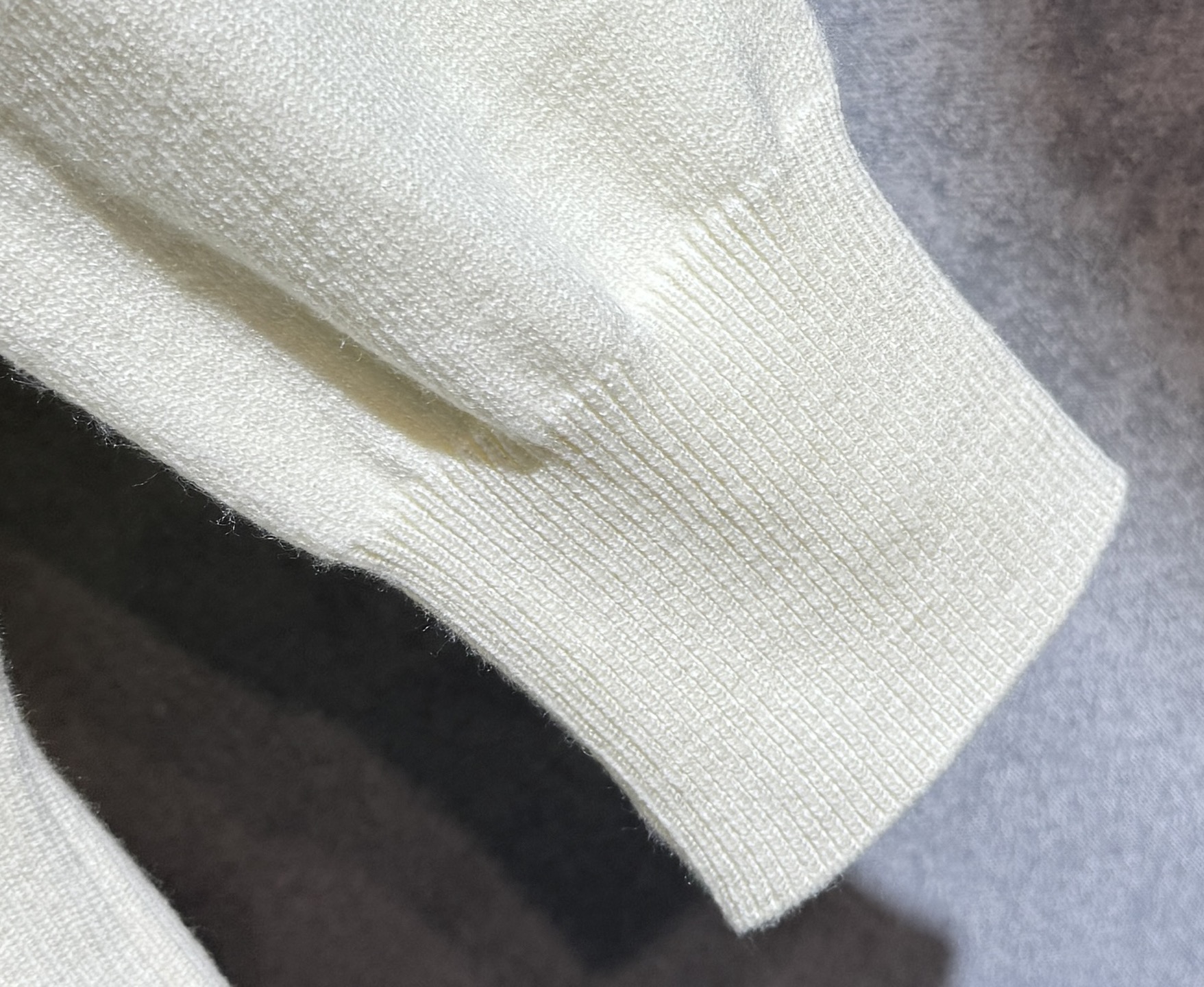 🔥🔥ARMANI 阿玛尼 2025秋冬新款毛衣秋冬 高品质意大利进口面料，高密度针织，时尚百搭毛衣，帅气