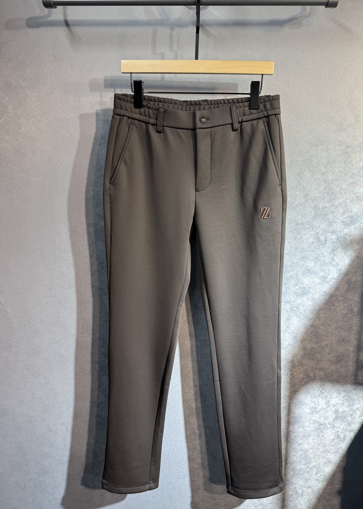 🔥ZEGNA 杰尼亚 25年秋冬新品休闲裤🔥专柜热销款 品味与价值共享 身穿着非常舒适 低调不失奢华 穿
