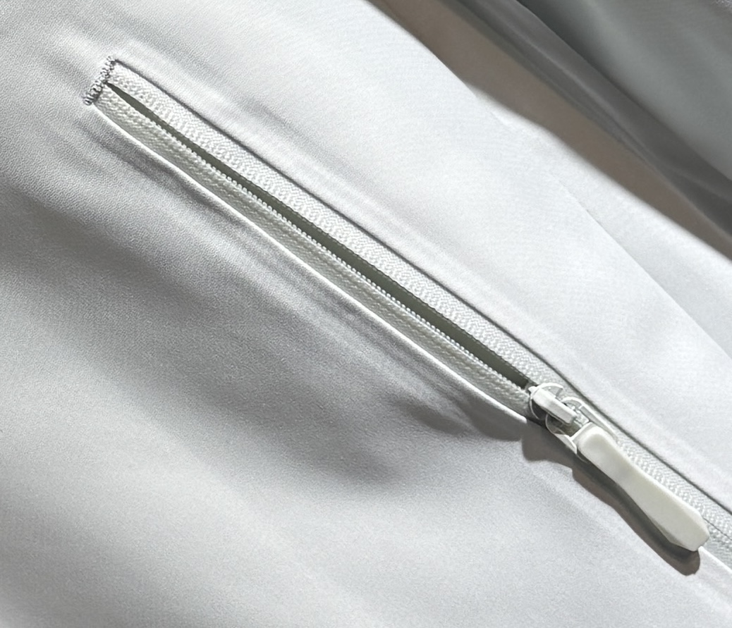 🔥始祖鸟 2025最新款秋冬男士新品 防风防雨夹克冲锋衣！连帽外套更是秋冬衣橱里必不可少的一件！胸口标志