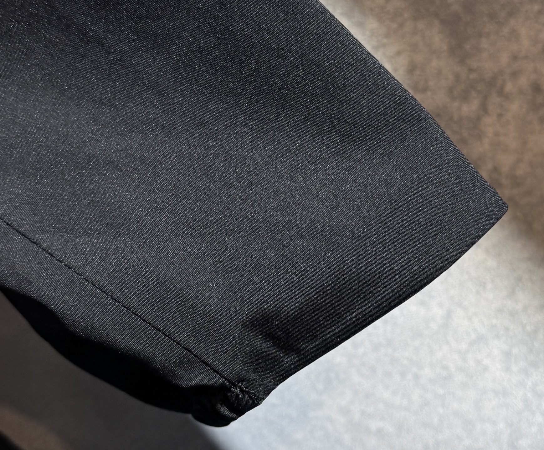 🔥始祖鸟 2025新款秋冬男士新品 防风防雨夹克冲锋衣！连帽外套更是秋冬衣橱里必不可少的一件，百搭单品。