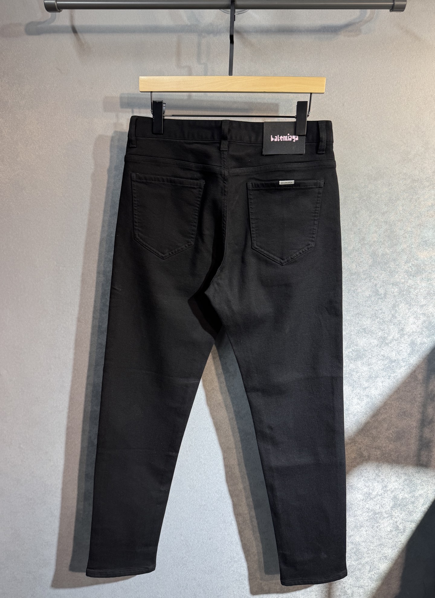 🔥BALENCIGA 巴黎世家 秋季新款牛仔裤🔥专柜热销款 品味与价值共享 身穿着非常舒适 低调不失奢华