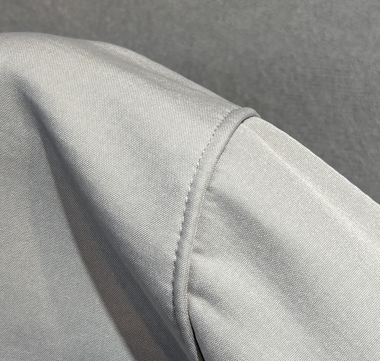 🔥始祖鸟 2025新款秋冬男士新品 防风防雨夹克冲锋衣！连帽外套更是秋冬衣橱里必不可少的一件，百搭单品。