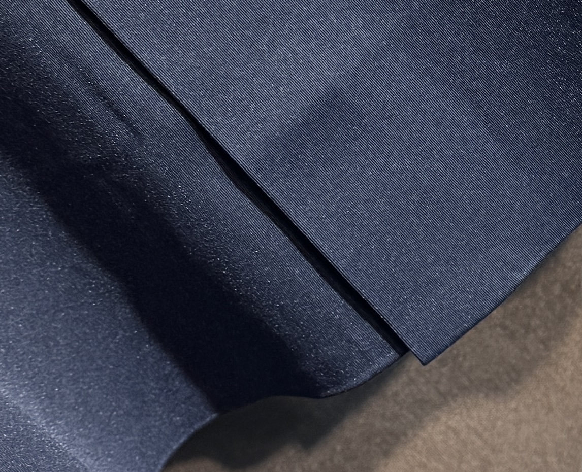 🔥KITON 2025秋冬新款长袖衬衫 高品质意大利定制面料，抗皱透气舒适，高密度制作，时尚百搭，帅气十