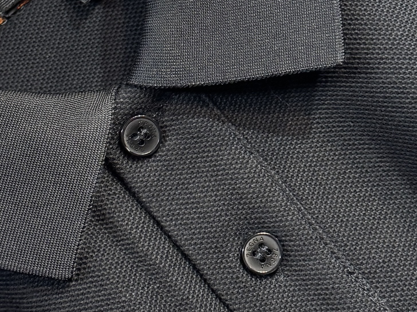 🔥ZEGNA 杰尼亚 25SS新款秋冬长袖 最高版本客供定制高端朱地面料简单时尚款，螺纹拼色螺纹配色超级