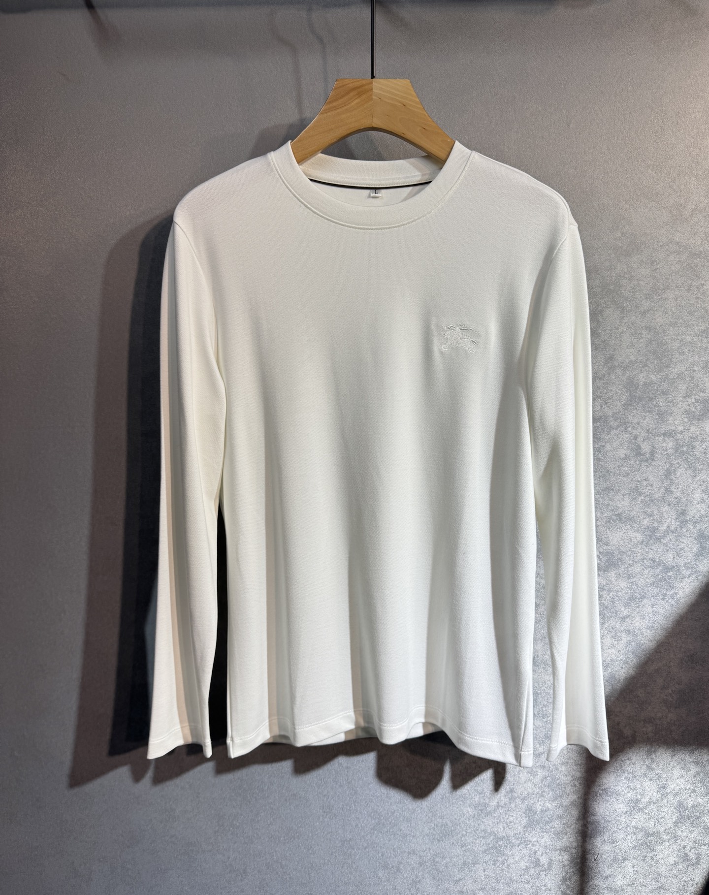 🔥BURBERRY 巴宝莉 25SS新款秋冬长袖 最高版本客供定制高端驼绒面料 简单时尚款，螺纹拼色螺纹