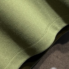 🔥BURBERRY 巴宝莉 25SS新款秋冬长袖 最高版本客供定制高端驼绒面料 简单时尚款,螺纹拼色螺纹 🔥BURBERRY 巴宝莉 25SS新款秋冬长袖 最高版本客供定制高端驼绒面料 简单时尚款,螺纹拼色螺纹
