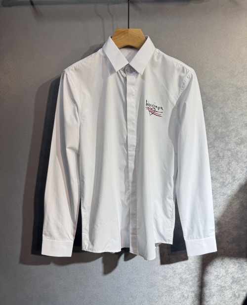 Balenciaga 25SS Long Sleeve Shirt, Custom Cotton, Breathable, Stylish Design 1 Balenciaga 25SS Long Sleeve Shirt, Custom Cotton, Breathable, Stylish Design