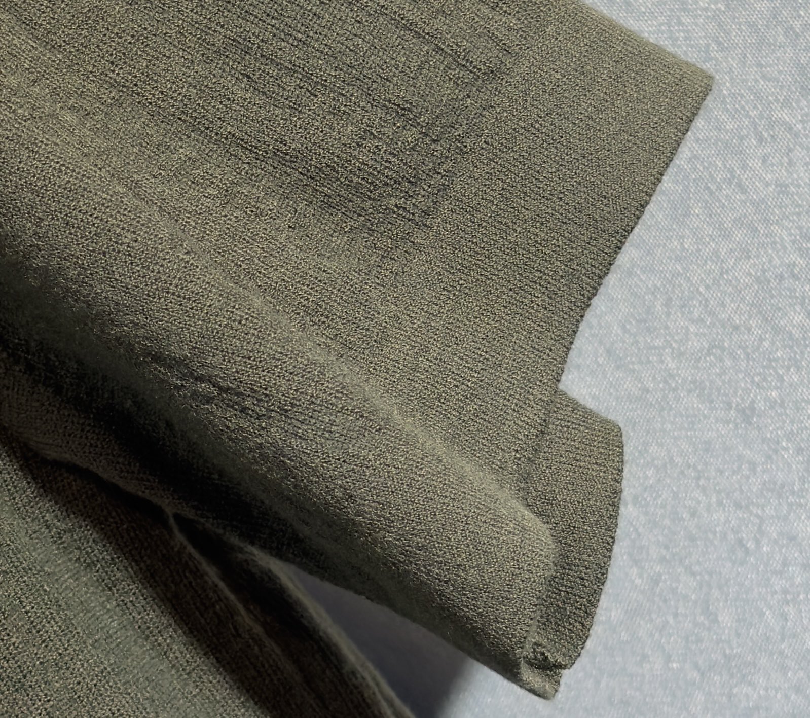 🔥lP🆕 诺悠翩雅 25FW秋冬打底翻领毛衣！高品质意大利进口面料，高密度针织，百搭毛衣，内搭衬衫都帅气