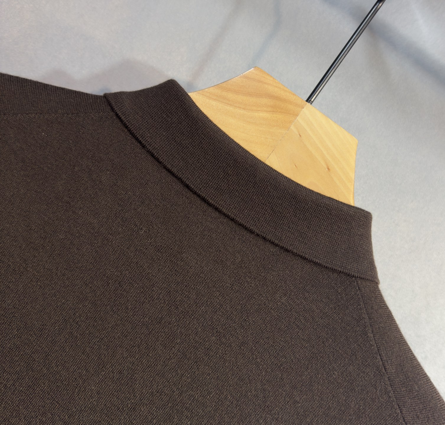 🔥lP🆕 诺悠翩雅 25FW秋冬打底翻领毛衣！高品质意大利进口面料，高密度针织，百搭毛衣，内搭衬衫都帅气