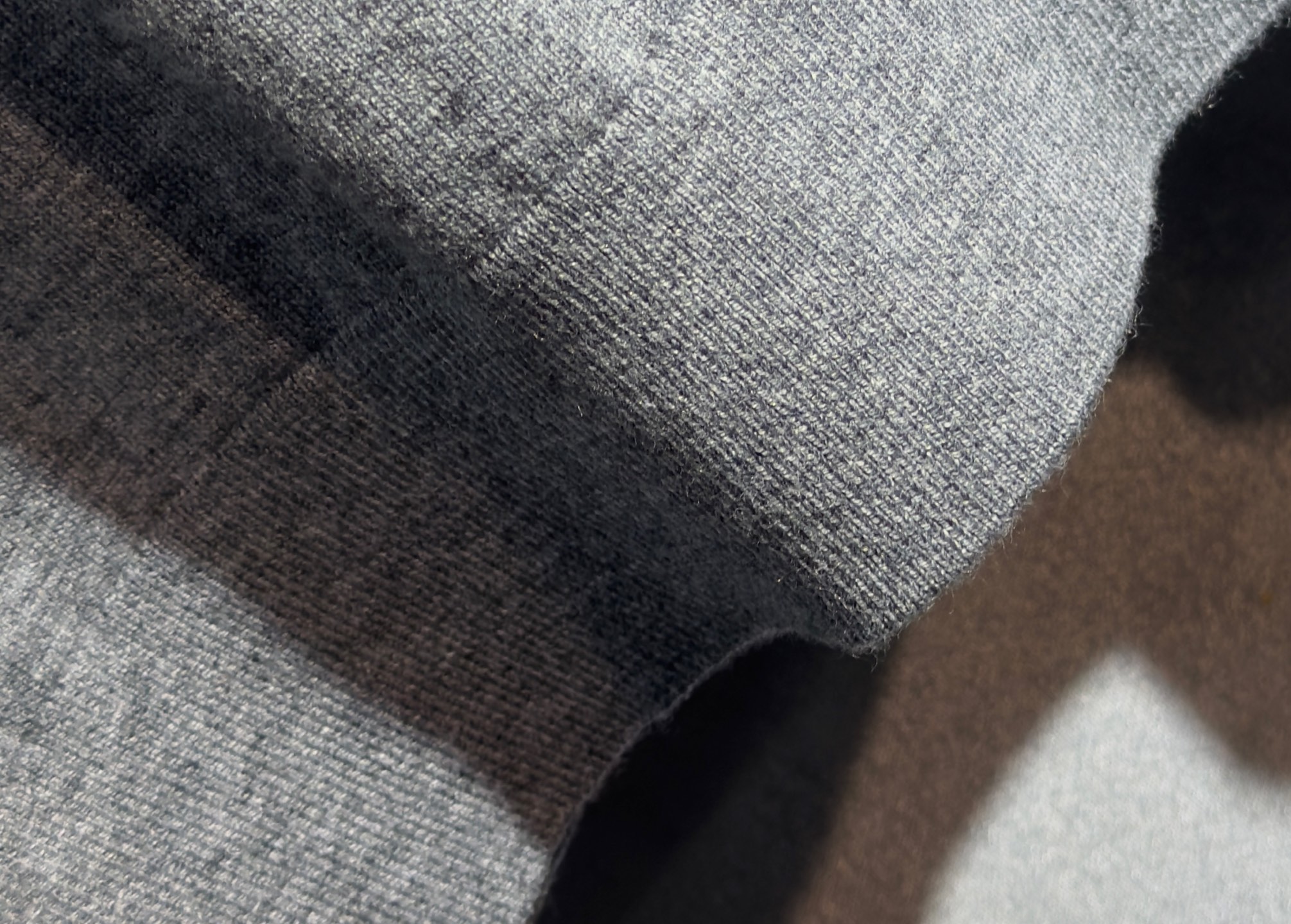 🔥lP🆕 诺悠翩雅 25FW秋冬打底翻领毛衣！高品质意大利进口面料，高密度针织，百搭毛衣，内搭衬衫都帅气