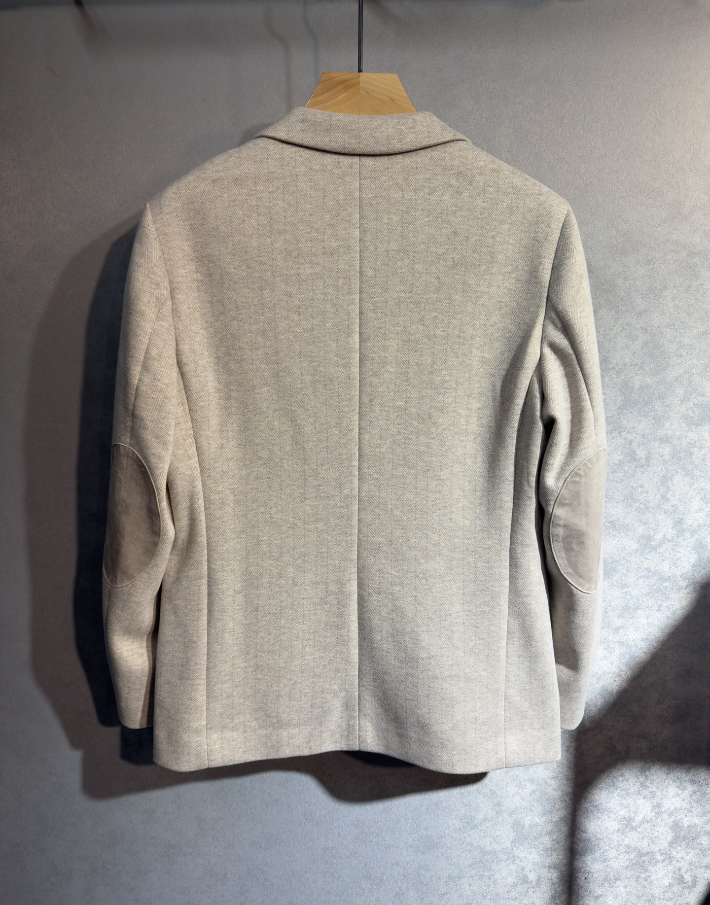 🔥ZEGNA 杰尼亚 25年ss秋冬官网同步新款西服 经典简洁风 干练精简百搭款。面料采用意大利进口羊毛