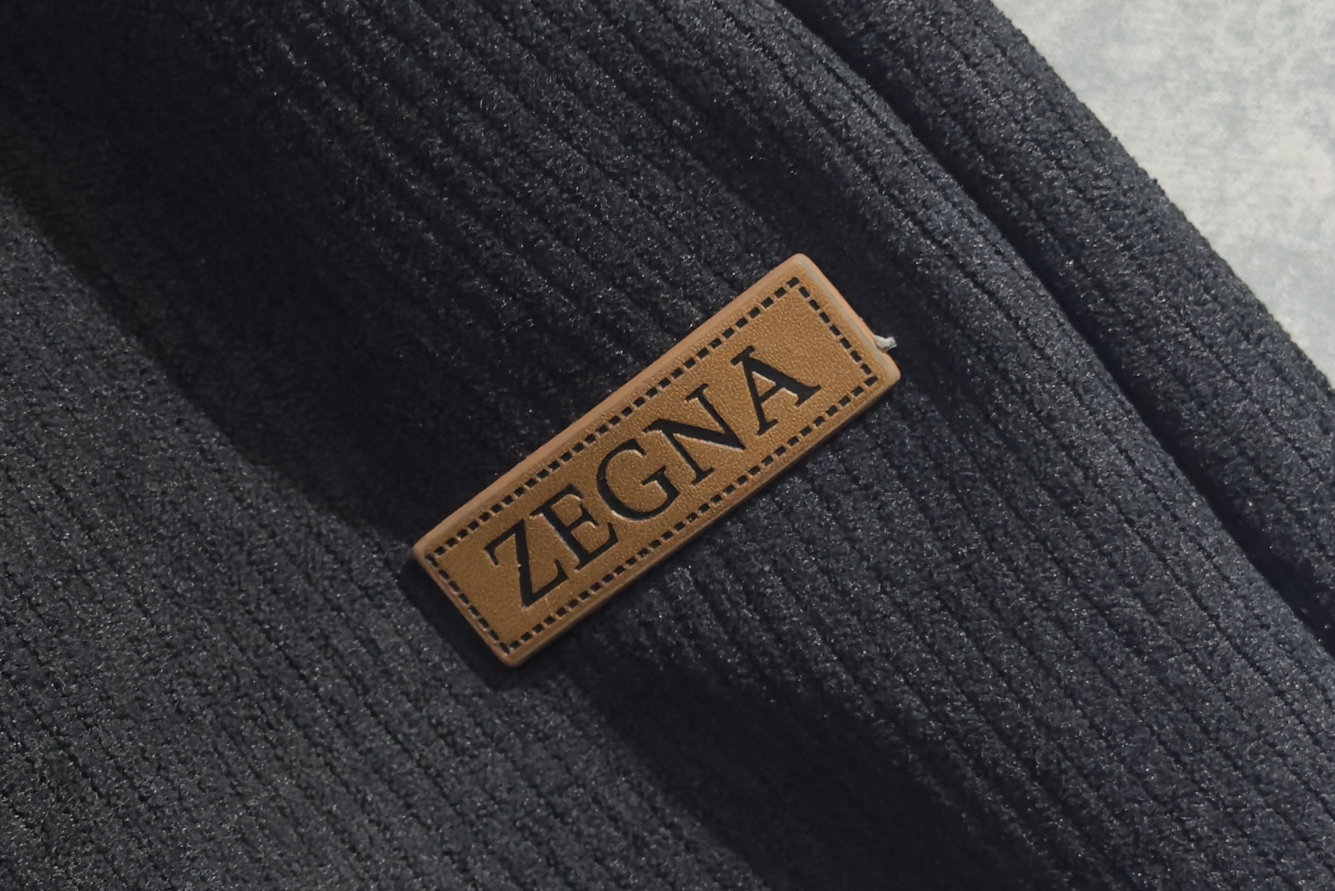 🔥 ZEGNA 杰尼亚 25年ss秋冬最新品加厚休闲裤🔥专柜热销款 品味与价值共享 身穿着非常舒适 低调