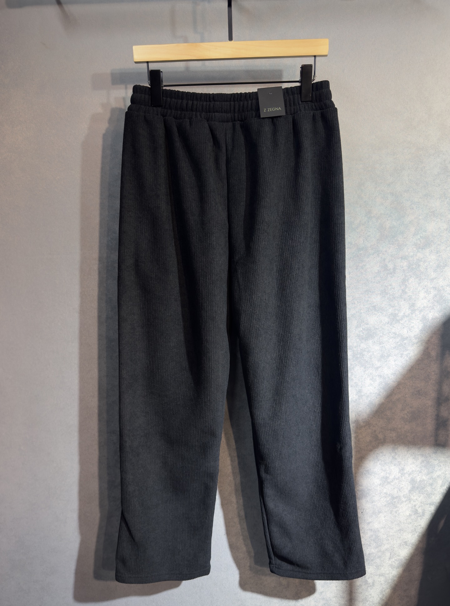 🔥 ZEGNA 杰尼亚 25年ss秋冬最新品加厚休闲裤🔥专柜热销款 品味与价值共享 身穿着非常舒适 低调