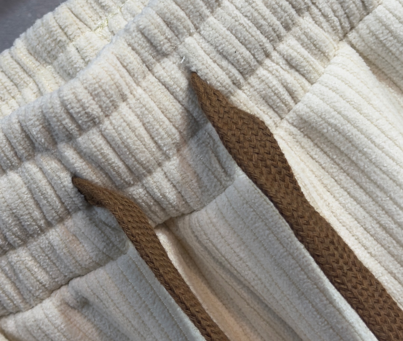 🔥 ZEGNA 杰尼亚 25年ss秋冬最新品加厚休闲裤🔥专柜热销款 品味与价值共享 身穿着非常舒适 低调