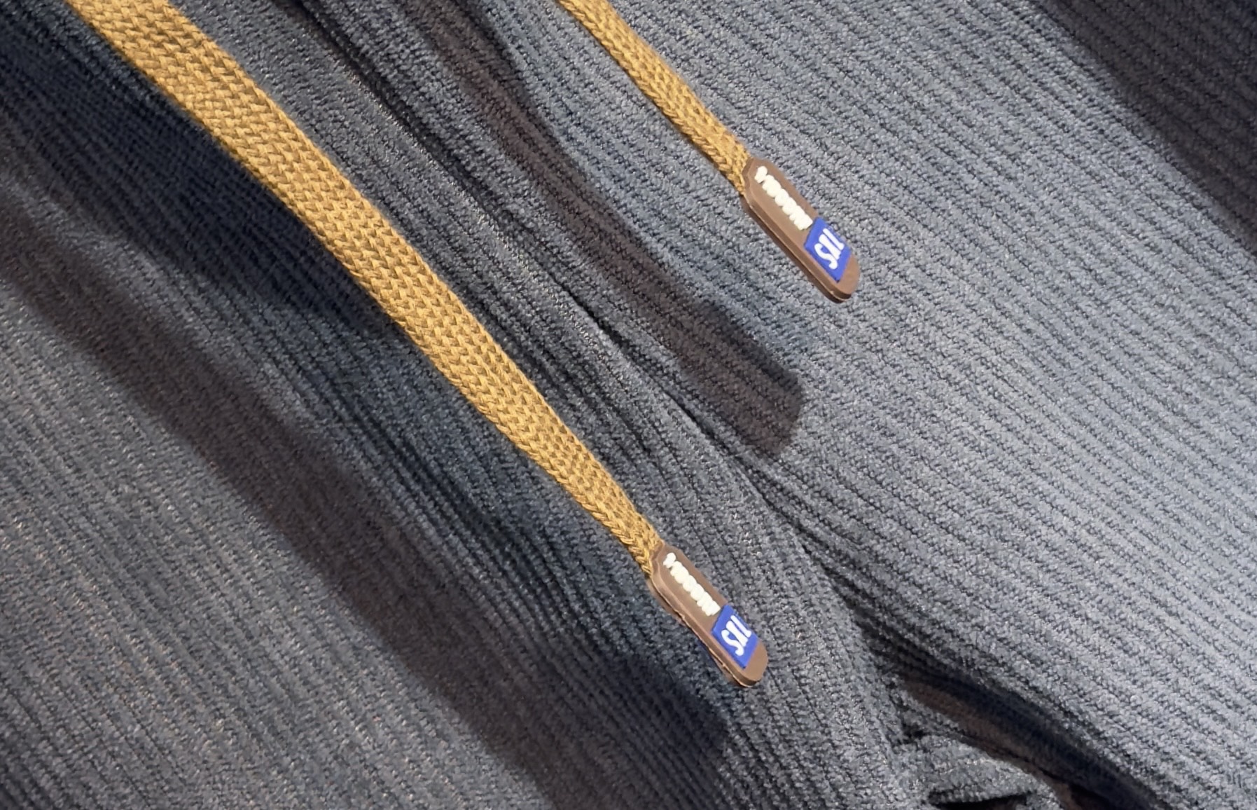 🔥 ZEGNA 杰尼亚 25年ss秋冬最新品加厚休闲裤🔥专柜热销款 品味与价值共享 身穿着非常舒适 低调