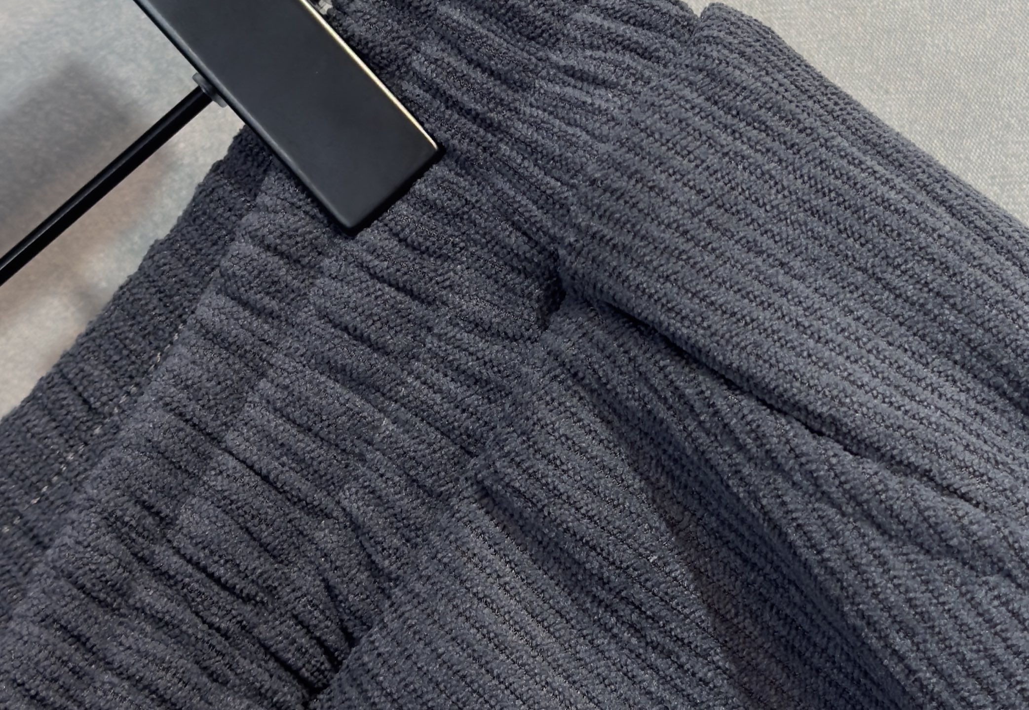 🔥 ZEGNA 杰尼亚 25年ss秋冬最新品加厚休闲裤🔥专柜热销款 品味与价值共享 身穿着非常舒适 低调