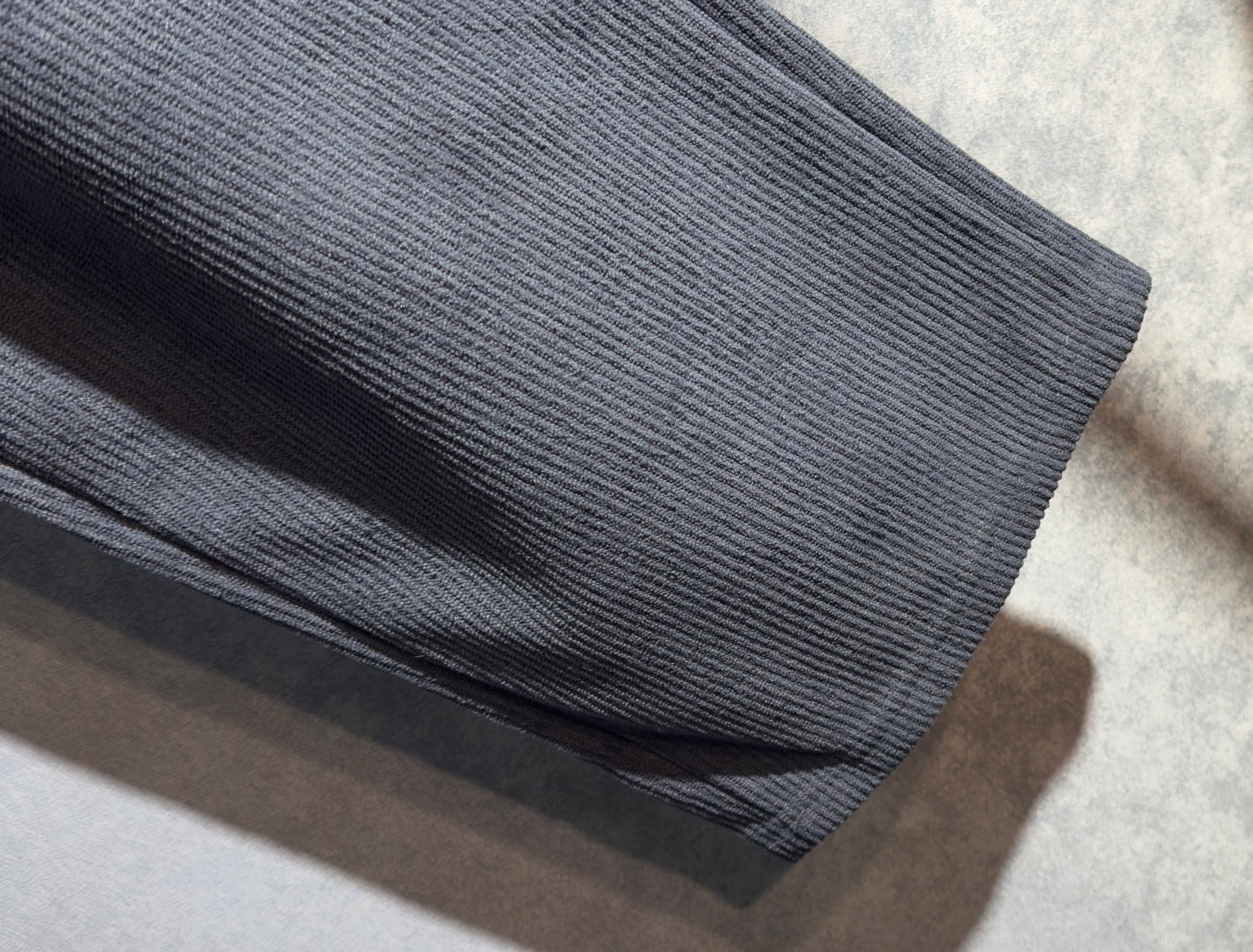 🔥 ZEGNA 杰尼亚 25年ss秋冬最新品加厚休闲裤🔥专柜热销款 品味与价值共享 身穿着非常舒适 低调