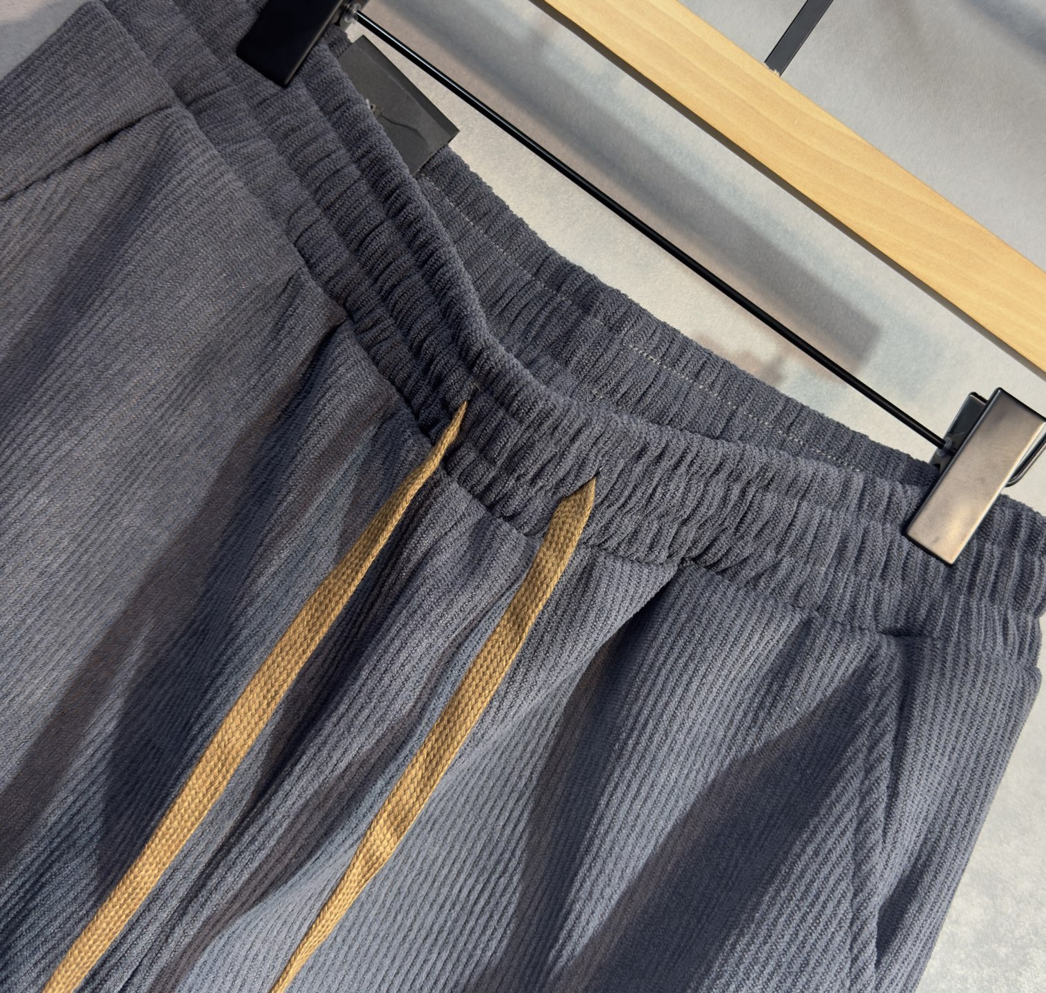 🔥 ZEGNA 杰尼亚 25年ss秋冬最新品加厚休闲裤🔥专柜热销款 品味与价值共享 身穿着非常舒适 低调