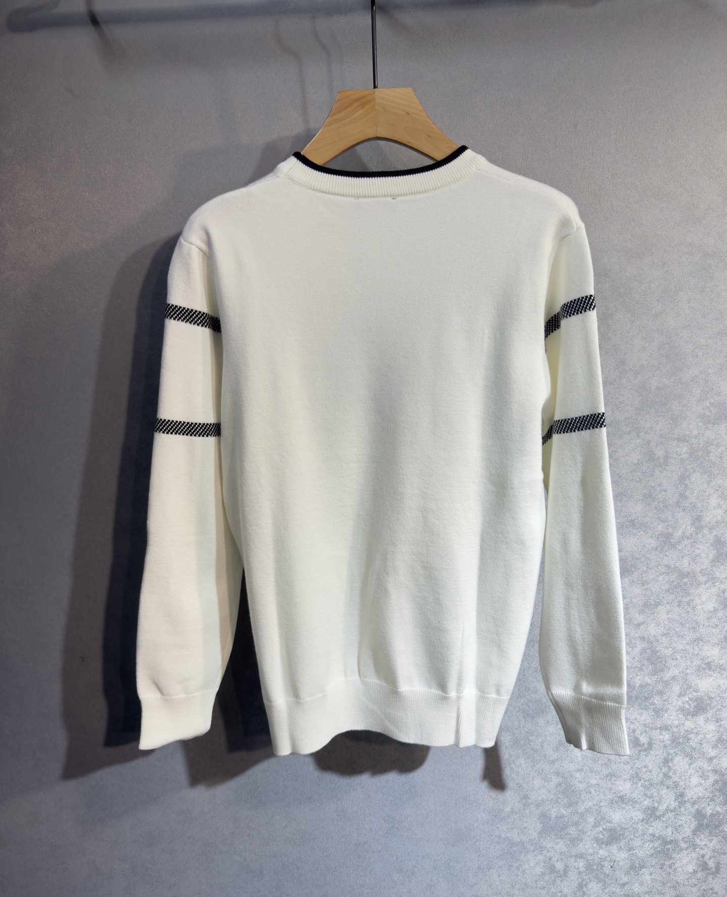 🔥🔥PRADA 普拉达 2025秋冬新款羊毛毛衣 高品质意大利进口羊毛混纺面料，高密度针织，时尚百搭毛衣