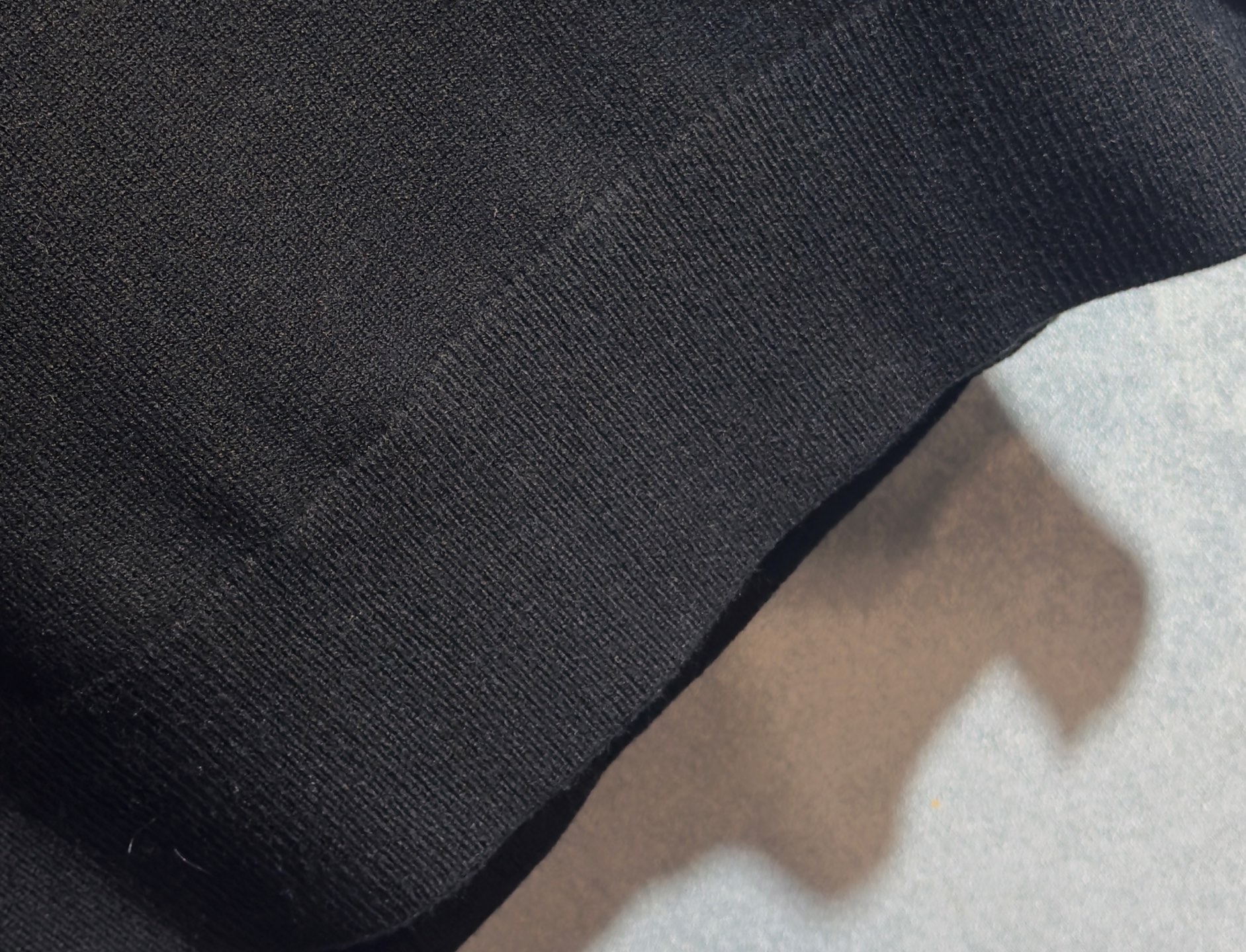 🔥🔥LOEWE 罗意威 2025秋冬新款羊毛毛衣 高品质意大利进口羊毛混纺面料，高密度针织，时尚百搭毛衣