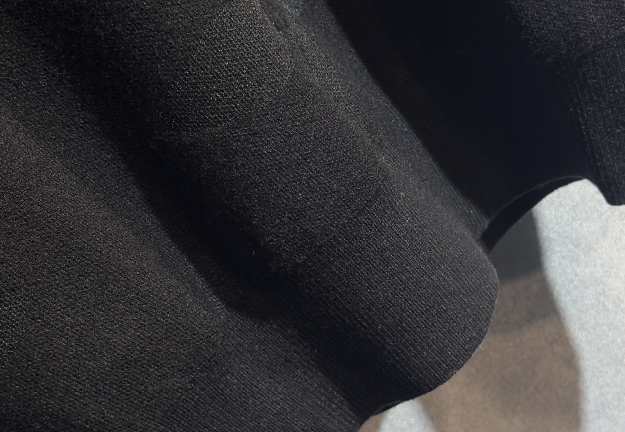 🔥LV 路易威登 2025秋冬新款羊毛毛衣 高品质意大利进口羊毛混纺面料，高密度针织，时尚百搭毛衣，帅气