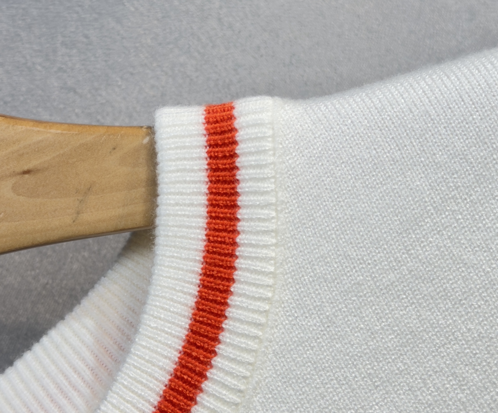 🔥HERMES 爱马仕 2025秋冬新款羊毛毛衣 高品质意大利进口羊毛混纺面料，高密度针织，时尚百搭毛衣