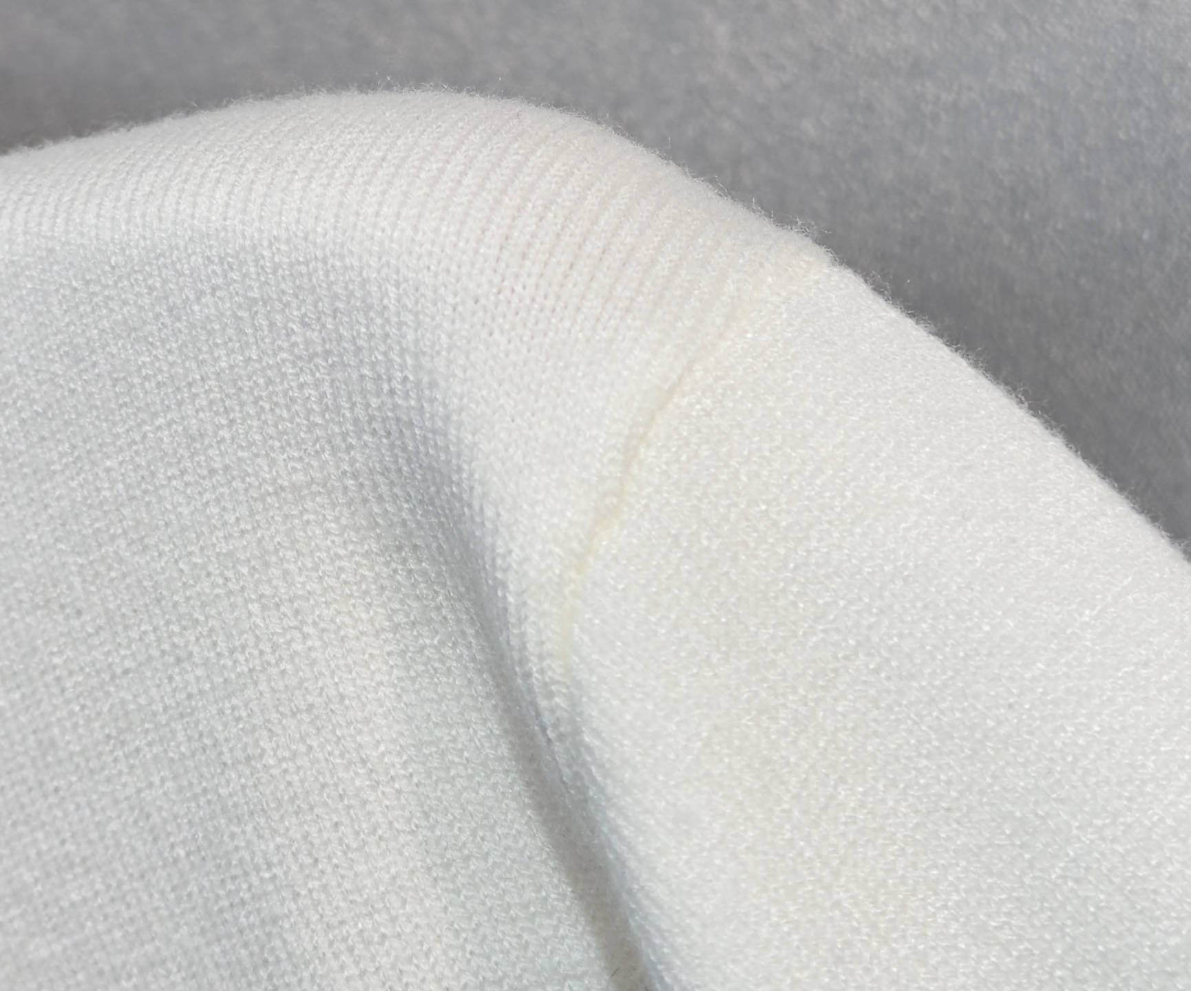 🔥HERMES 爱马仕 2025秋冬新款羊毛毛衣 高品质意大利进口羊毛混纺面料，高密度针织，时尚百搭毛衣