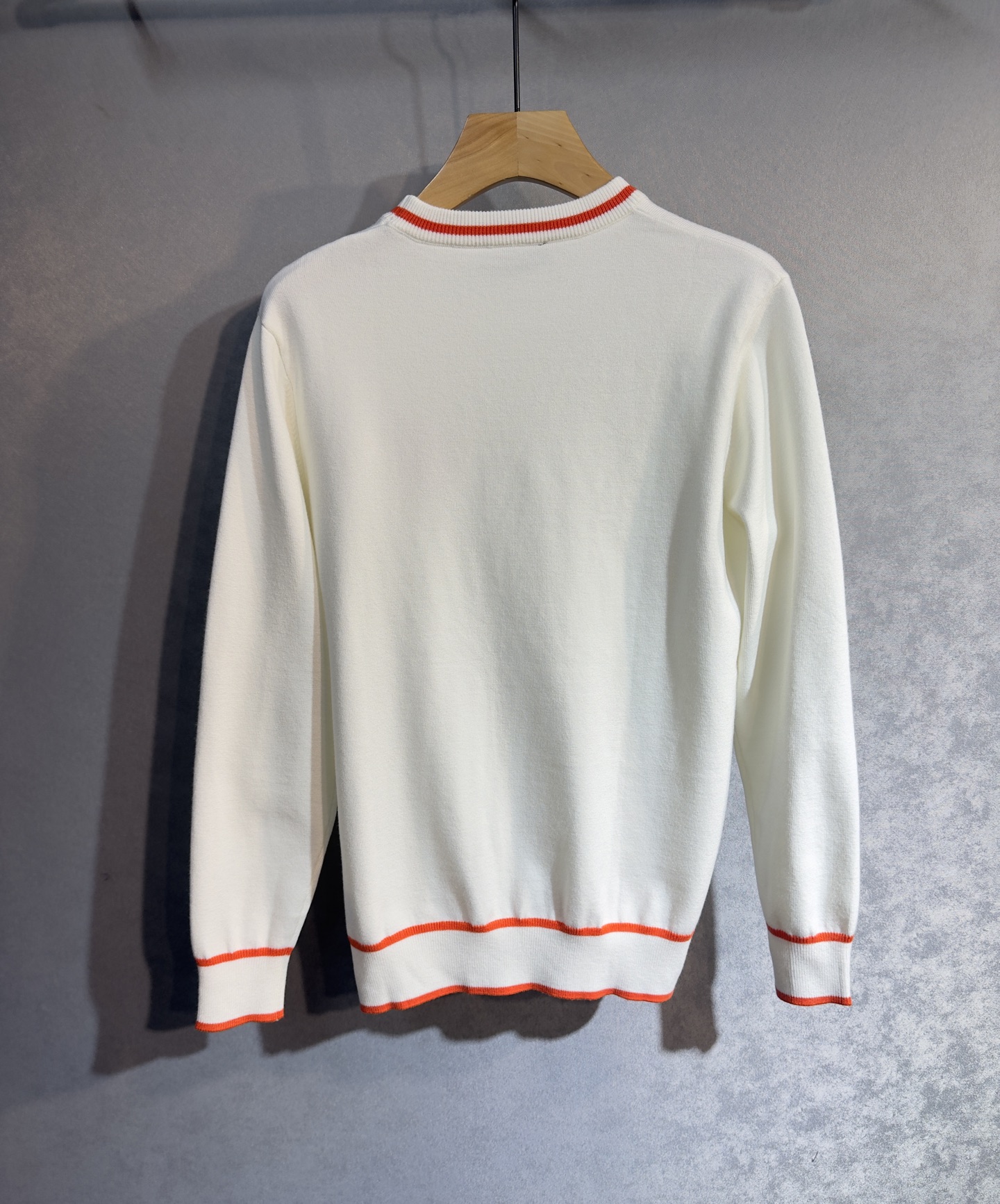 🔥HERMES 爱马仕 2025秋冬新款羊毛毛衣 高品质意大利进口羊毛混纺面料，高密度针织，时尚百搭毛衣