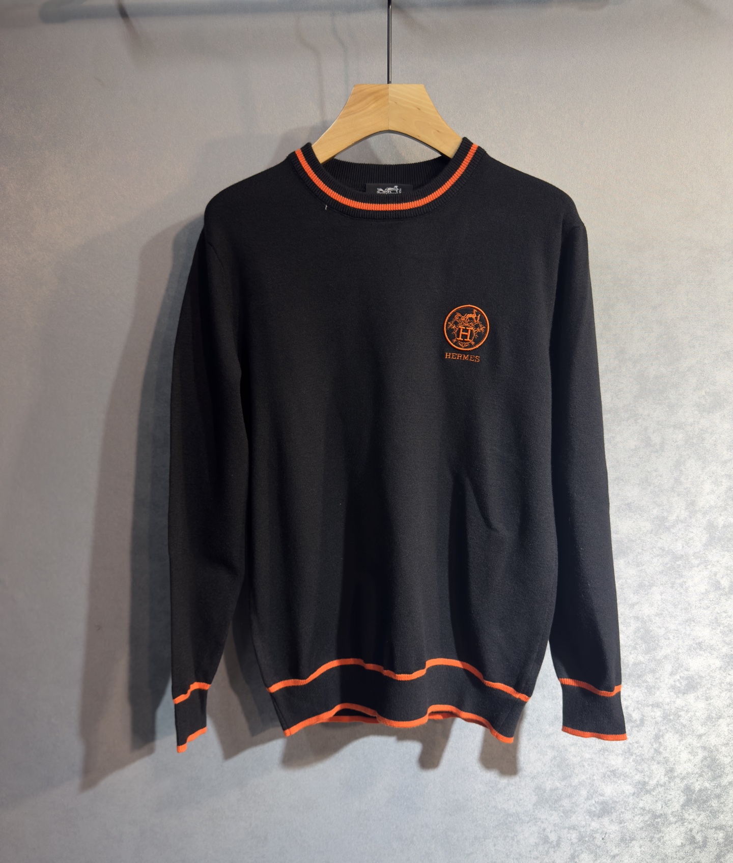 🔥HERMES 爱马仕 2025秋冬新款羊毛毛衣 高品质意大利进口羊毛混纺面料，高密度针织，时尚百搭毛衣