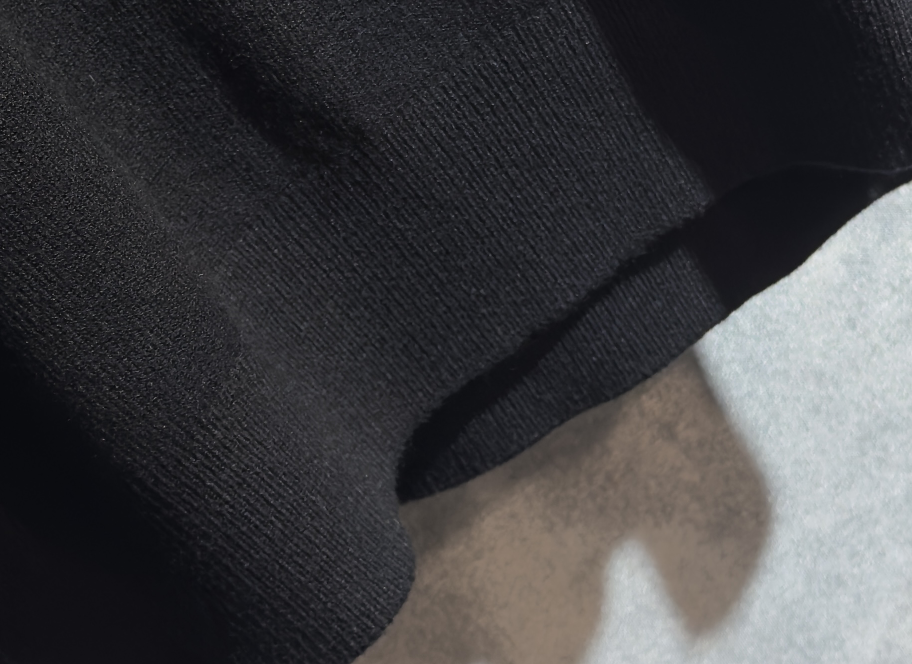 🔥D&G 杜嘉班纳2025秋冬新款小高领毛衣 高品质定制羊绒混纺面料，透气舒适，高密度制作，时尚百搭，小