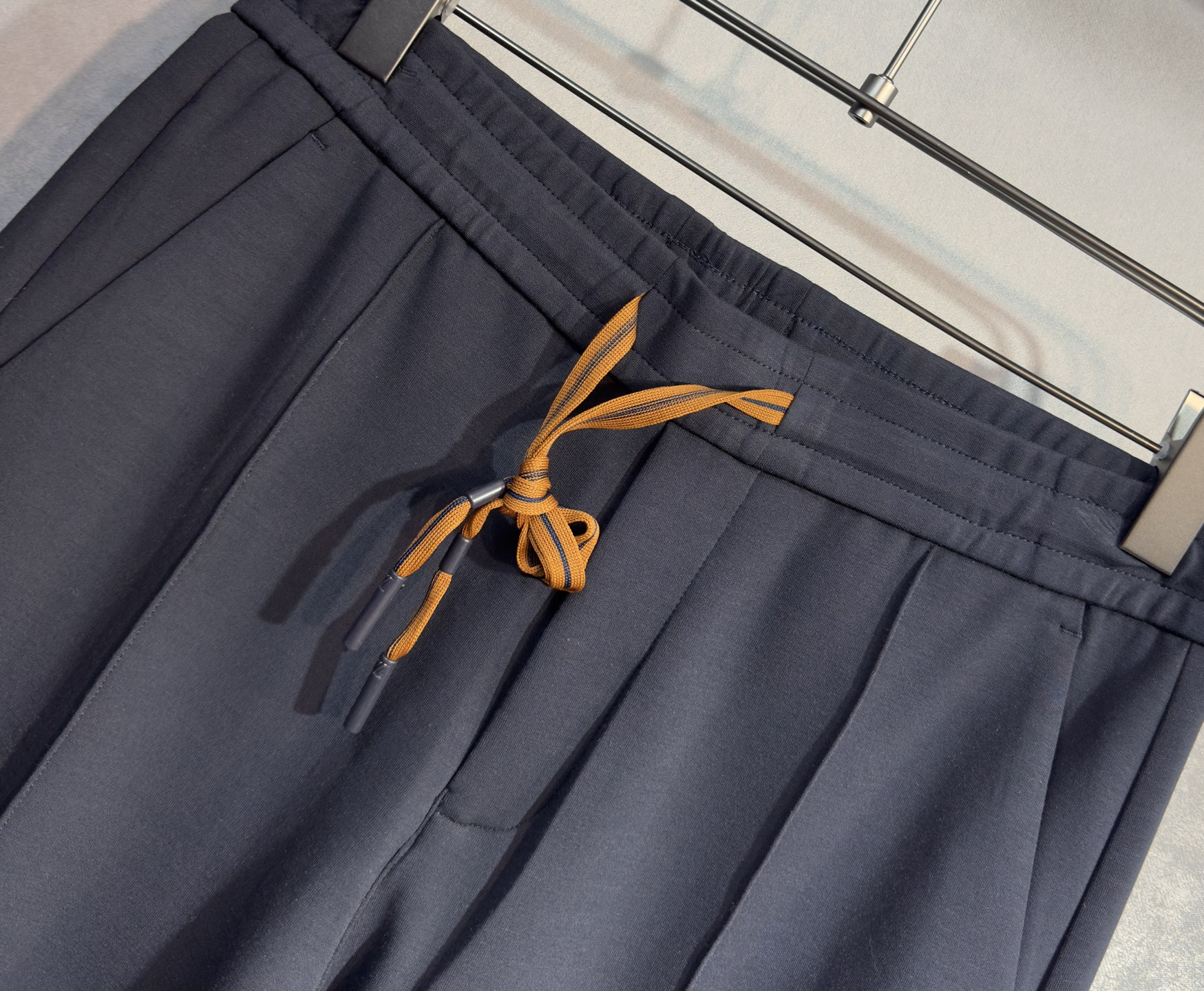 🔥ZEGNA 杰尼亚 25年秋冬新款休闲裤 品牌经典系列 休闲运动皆可 采用意大利进口精梳棉面料 舒适度