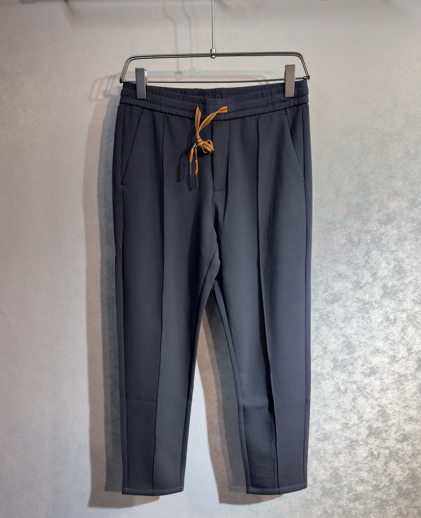 🔥ZEGNA 杰尼亚 25年秋冬新款休闲裤 品牌经典系列 休闲运动皆可 采用意大利进口精梳棉面料 舒适度