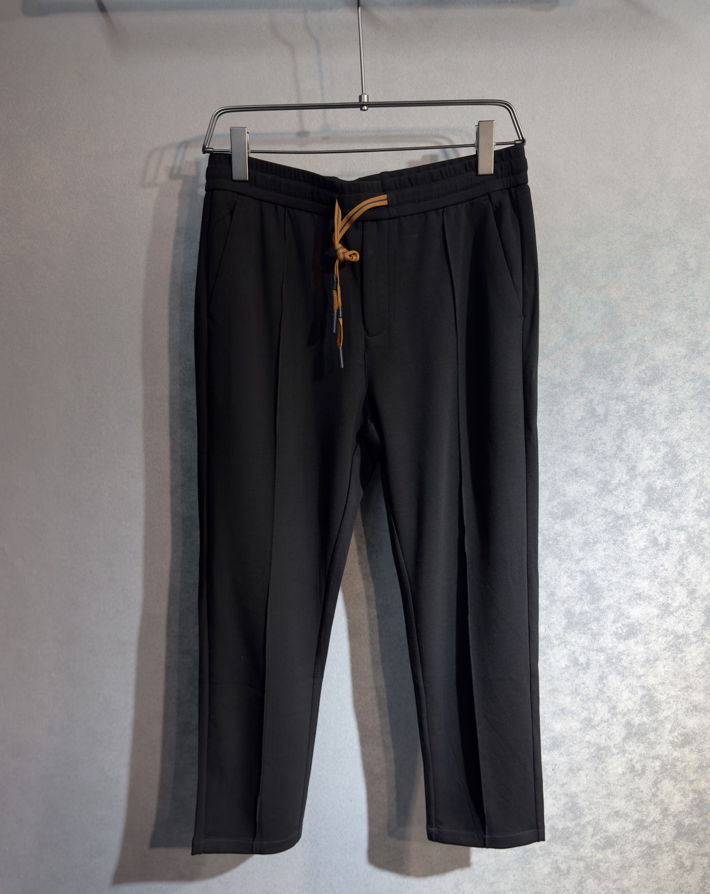 🔥ZEGNA 杰尼亚 25年秋冬新款休闲裤 品牌经典系列 休闲运动皆可 采用意大利进口精梳棉面料 舒适度