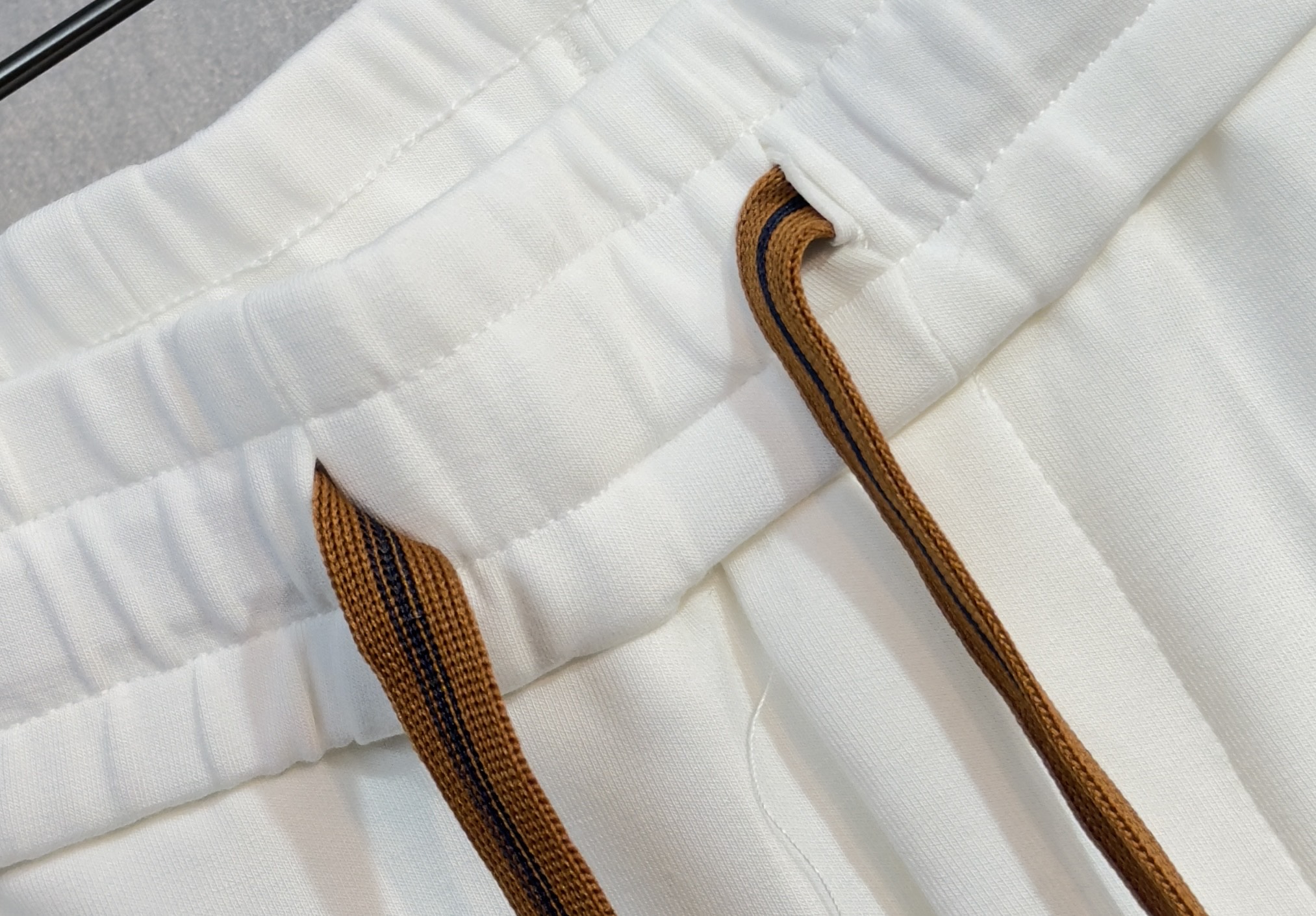 🔥ZEGNA 杰尼亚 25年秋冬新款休闲裤 品牌经典系列 休闲运动皆可 采用意大利进口精梳棉面料 舒适度