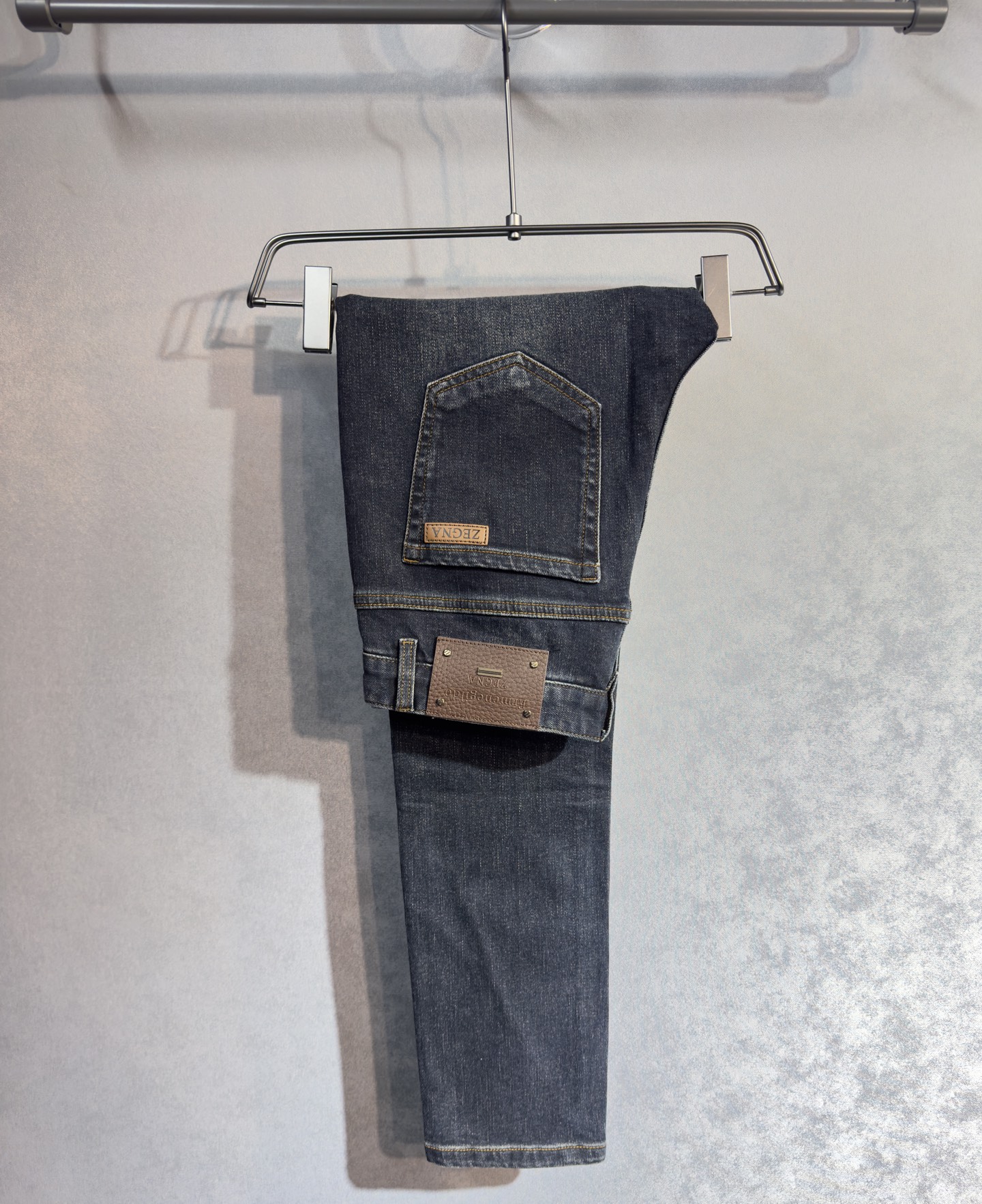 🔥ZEGNA 杰尼亚 25年秋冬新品牛仔裤🔥专柜热销款 品味与价值共享 身穿着非常舒适 低调不失奢华 穿