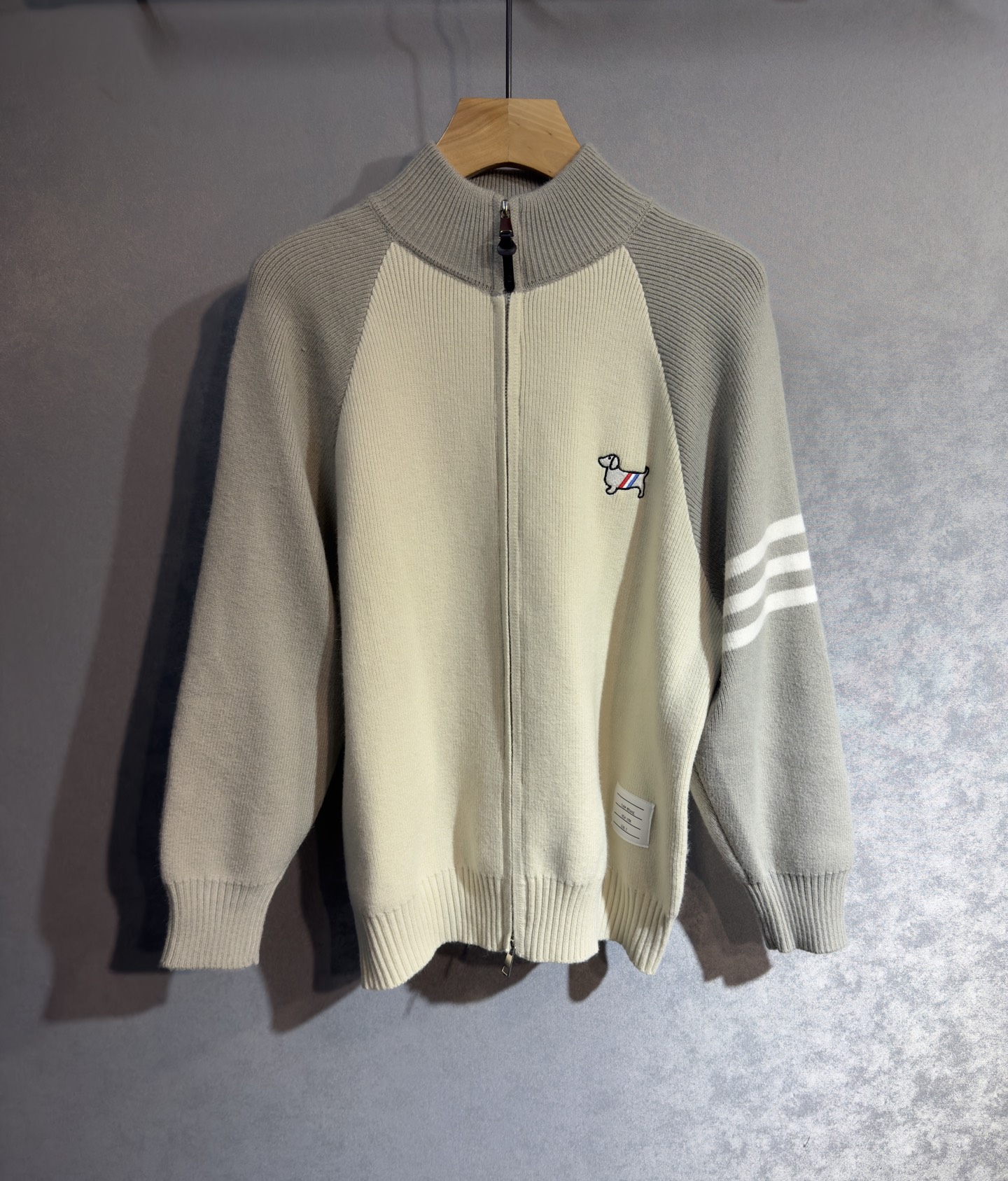 _dxM9s-f1Hs2fj028TYk16sz__MYxkRXXjJ0_egA