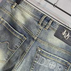 🔥 DIOR 迪奥 26年新款牛仔裤🔥专柜热销款 品味与价值共享 身穿着非常舒适 低调不失奢华 穿出去非 🔥 DIOR 迪奥 26年新款牛仔裤🔥专柜热销款 品味与价值共享 身穿着非常舒适 低调不失奢华 穿出去非