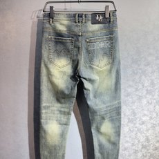 🔥 DIOR 迪奥 26年新款牛仔裤🔥专柜热销款 品味与价值共享 身穿着非常舒适 低调不失奢华 穿出去非 🔥 DIOR 迪奥 26年新款牛仔裤🔥专柜热销款 品味与价值共享 身穿着非常舒适 低调不失奢华 穿出去非