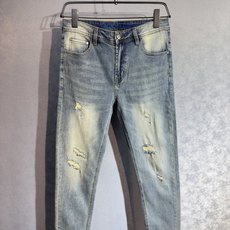 🔥 DIOR 迪奥 26年新款牛仔裤🔥专柜热销款 品味与价值共享 身穿着非常舒适 低调不失奢华 穿出去非 🔥 DIOR 迪奥 26年新款牛仔裤🔥专柜热销款 品味与价值共享 身穿着非常舒适 低调不失奢华 穿出去非