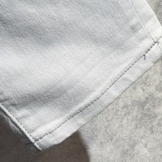 🔥 MONCLER 蒙口 26年新款牛仔裤🔥专柜热销款 品味与价值共享 身穿着非常舒适 低调不失奢华 穿 🔥 MONCLER 蒙口 26年新款牛仔裤🔥专柜热销款 品味与价值共享 身穿着非常舒适 低调不失奢华 穿