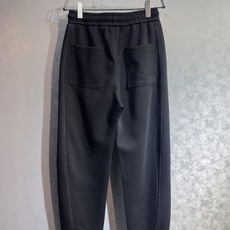 🔥BALENCIGA 巴黎世家 26年新款休闲裤🔥专柜热销款 品味与价值共享 身穿着非常舒适 低调不失奢 🔥BALENCIGA 巴黎世家 26年新款休闲裤🔥专柜热销款 品味与价值共享 身穿着非常舒适 低调不失奢