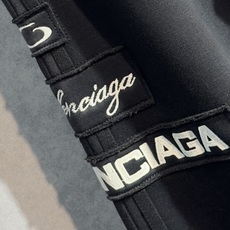 🔥BALENCIGA 巴黎世家 26年新款休闲裤🔥专柜热销款 品味与价值共享 身穿着非常舒适 低调不失 🔥BALENCIGA 巴黎世家 26年新款休闲裤🔥专柜热销款 品味与价值共享 身穿着非常舒适 低调不失