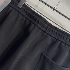 🔥BALENCIGA 巴黎世家 26年新款休闲裤🔥专柜热销款 品味与价值共享 身穿着非常舒适 低调不失 🔥BALENCIGA 巴黎世家 26年新款休闲裤🔥专柜热销款 品味与价值共享 身穿着非常舒适 低调不失