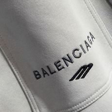 🔥BALENCIGA 巴黎世家 26年新款休闲裤🔥专柜热销款 品味与价值共享 身穿着非常舒适 低调不失奢 🔥BALENCIGA 巴黎世家 26年新款休闲裤🔥专柜热销款 品味与价值共享 身穿着非常舒适 低调不失奢