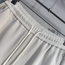 🔥BALENCIGA 巴黎世家 26年新款休闲裤🔥专柜热销款 品味与价值共享 身穿着非常舒适 低调不失奢 🔥BALENCIGA 巴黎世家 26年新款休闲裤🔥专柜热销款 品味与价值共享 身穿着非常舒适 低调不失奢